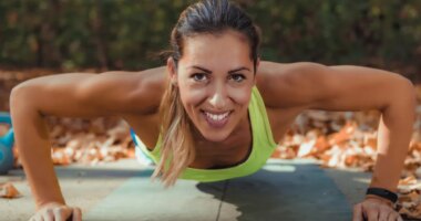 woman doing pushups, high-intensity interval training