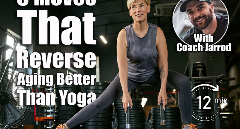 5 Simple Movement Tricks That Reverse Aging Better Than Yoga, Say Experts