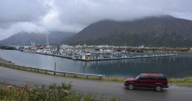 7.3 magnitude earthquake prompts tsunami warning along parts of Alaska's coast