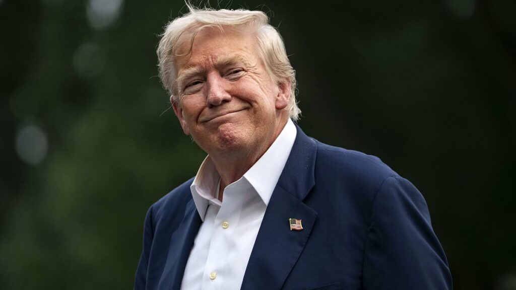 American families in tariff win as Trump backs $2,400 rebate checks