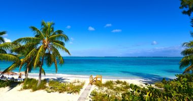 American tourist vanishes in tropical paradise after early morning walk from vacation rental