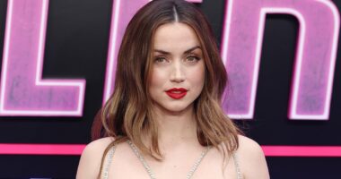 Ana de Armas sparks backlash with shady move towards Nicole Kidman