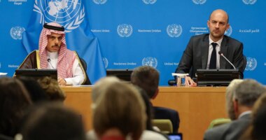 Arab nations for first time pressure Hamas to disarm, relinquish power in Gaza