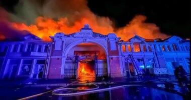 Battle over the Black Sea: Russia, Ukraine strike top resort cities