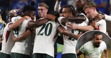Chelsea benefits from Palmeiras own goal to reach FIFA Club World Cup semifinals