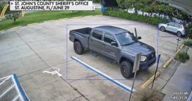 Chilling security footage captures woman's desperate escape from Florida kidnapping attempt in parking lot