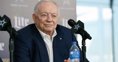 Dallas Cowboys make emotional gesture after devastating Texas floods