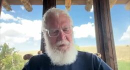 David Letterman unleashes fury at CBS for canceling Stephen Colbert
