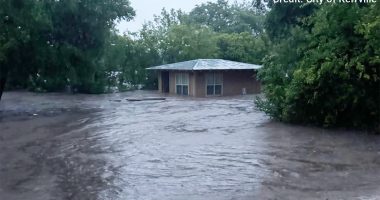 Devastating Texas river flood leaves at least 6 dead as emergency crews race to find others missing