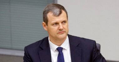 European prime minister resigns after protests over past financial dealings