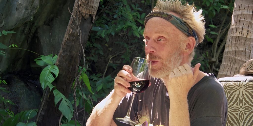 Fans Reacted To The Chance Of A Rich Person Like Mike White Winning Survivor 50: In The Hands Of The Fans