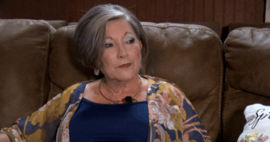 Florida woman conned out of $15K after AI clones daughter's voice