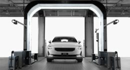 Hertz slaps $935 fee on Navy Sailor for dent as scandal spirals
