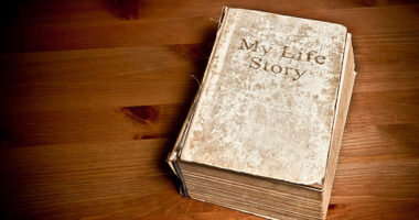 how can i write biography