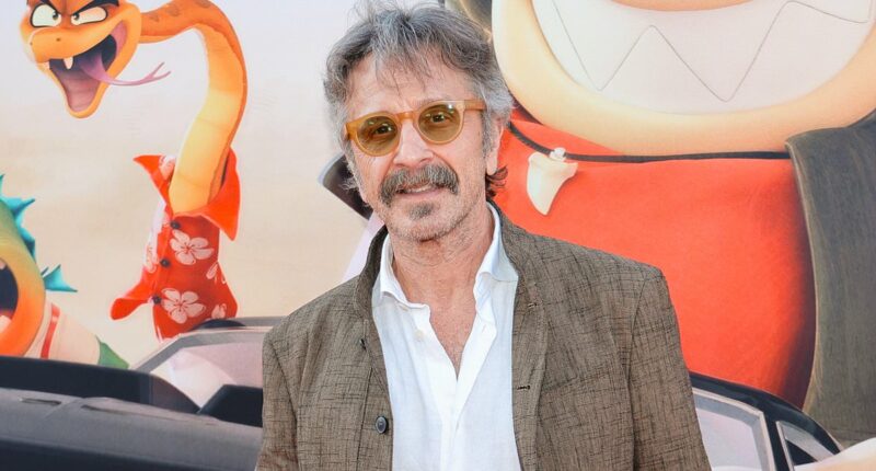 Iconic comedian reveals cost of playing Taylor Swift song at his show
