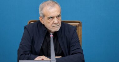 Iranian President Masoud Pezeshkian chairs a meeting.