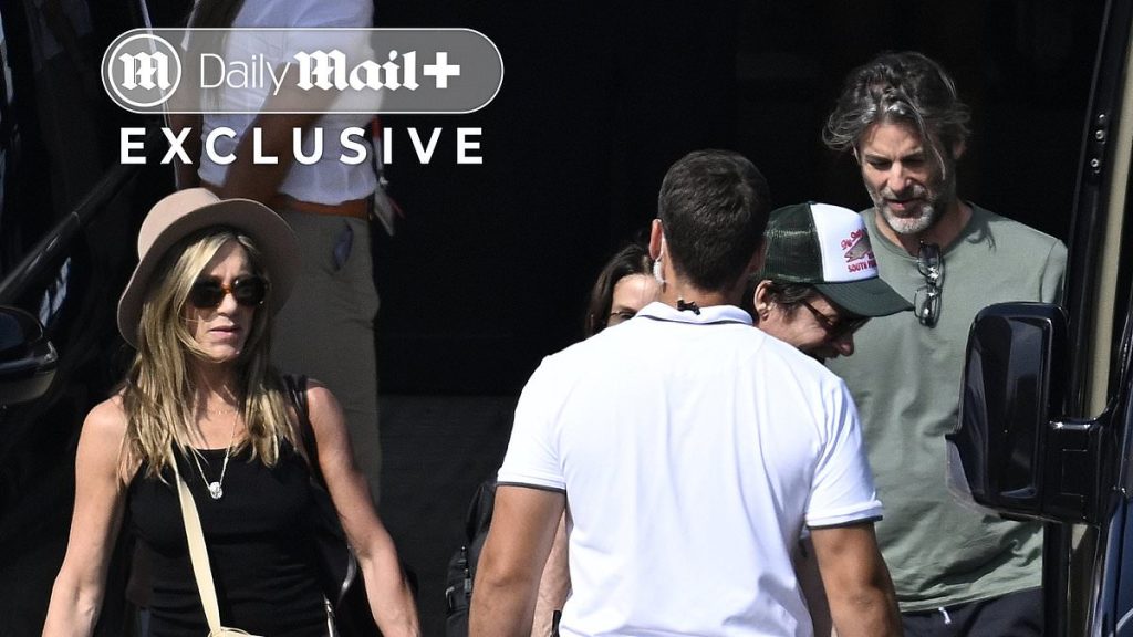 Jennifer Aniston new romance rumors as she vacations with handsome man