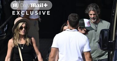 Jennifer Aniston new romance rumors as she vacations with handsome man