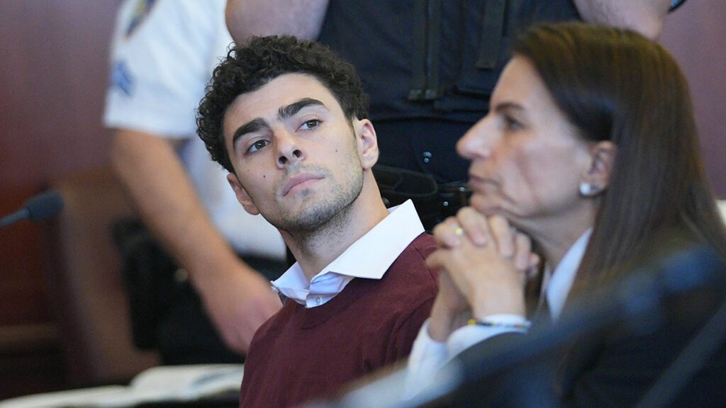 Luigi Mangione's lawyers claim DA used fake court date, bogus subpoena to get his medical records