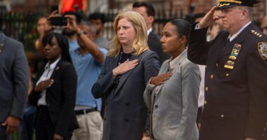 NYPD commissioner steps up with ‘sea of blue’ after cop, 3 others killed in office attack