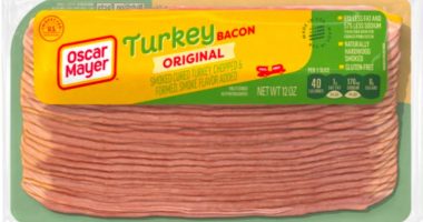 Package of Oscar Mayer Original Turkey Bacon.