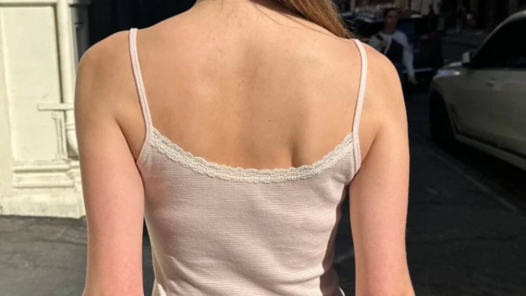 Parents tell babysitter she won't be paid because of her lace tank top