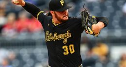 Pirates' Paul Skenes seen doing odd activity before game