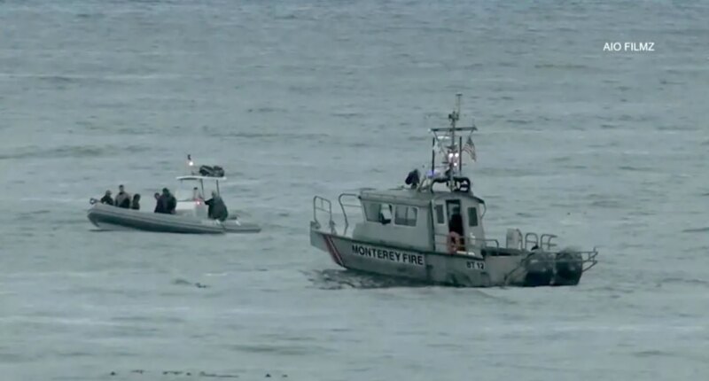 Plane crash off California coast kills 3