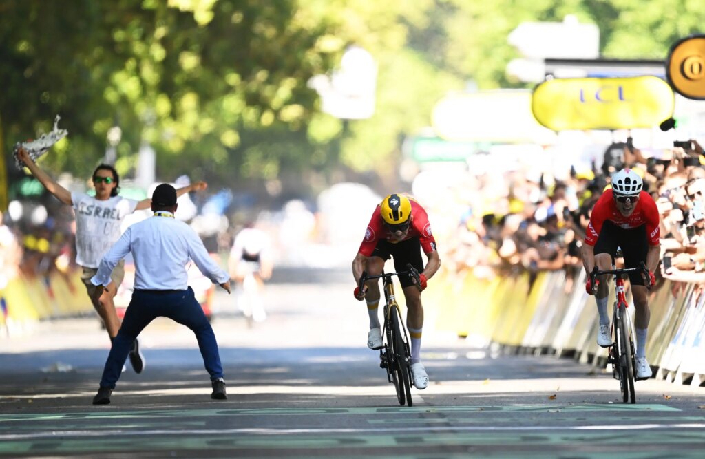 Security guard's 'swift move' stops determined anti-Israel agitator at Tour de France finish
