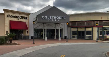 Several people injured in shooting incident at Georgia shopping mall: police