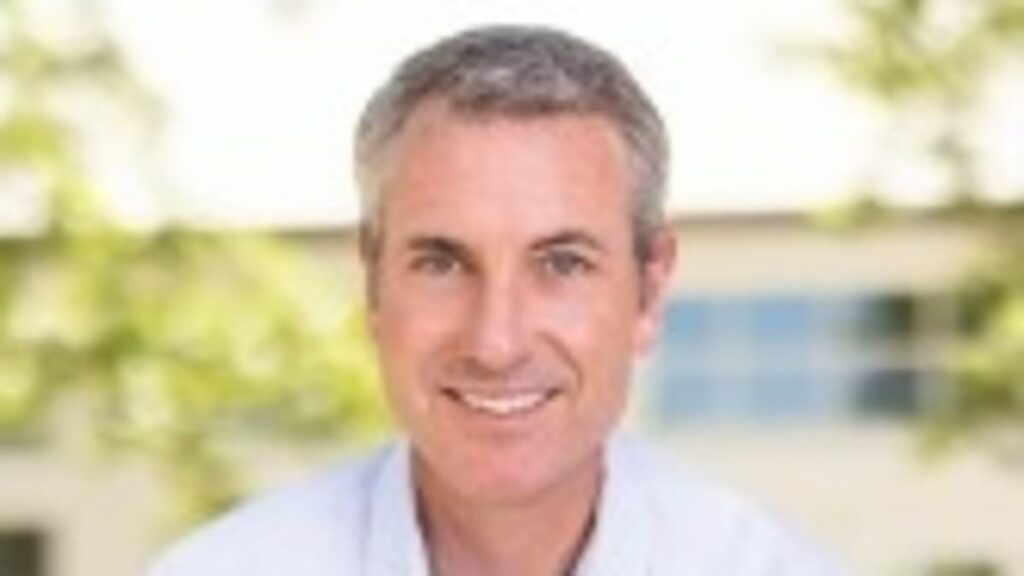 Tech CEO placed on leave amid fallout over Coldplay kiss cam footage