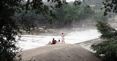 Texas stations' National Weather Service funding slashed before flood