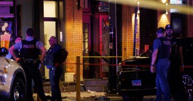 Police officers at a Chicago crime scene.
