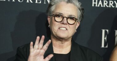 Trump says he's considering 'taking away' Rosie O'Donnell's US citizenship