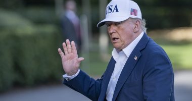 Trump slaps 25% tariffs on Japan and South Korea in big gamble
