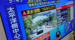 Tsunami warning issued for Hawaii following 8.7 earthquake