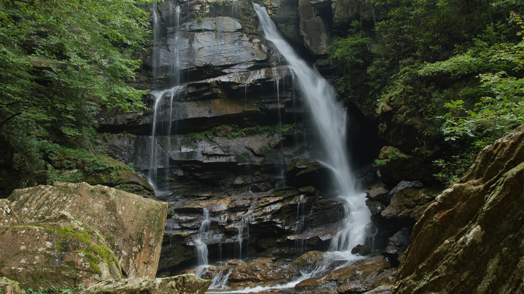 Woman dies after falling at least 75 feet while hiking in North Carolina
