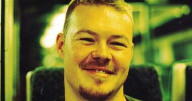 Police are renewing an appeal for information into the disappearance of a Redfern man 20 years ago.Simon Knight, aged 32, was last seen at a hotel on Crown Street, Surry Hills, on the morning of Thursday 21 July 2005.