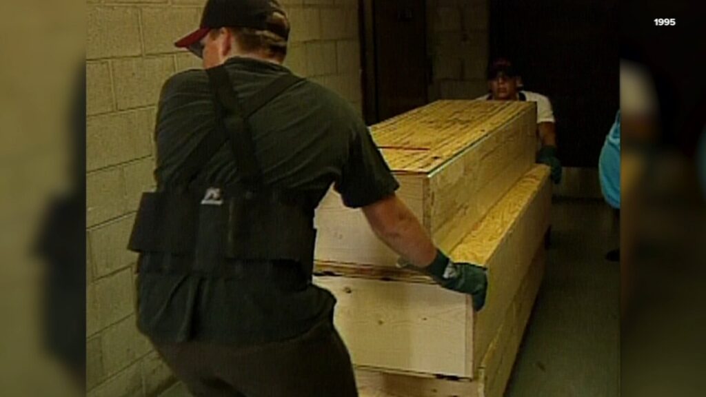 1995 heat wave Chicago: How deadly extreme heat event exposed deep flaws in city's emergency systems