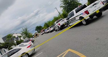 2 shot at Orange County apartment complex, prompting large sheriff’s office presence
