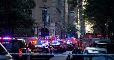 4 dead, including NYPD officer, after shooting at New York office building
