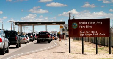 5,000-bed migrant detention center planned for Texas' Fort Bliss