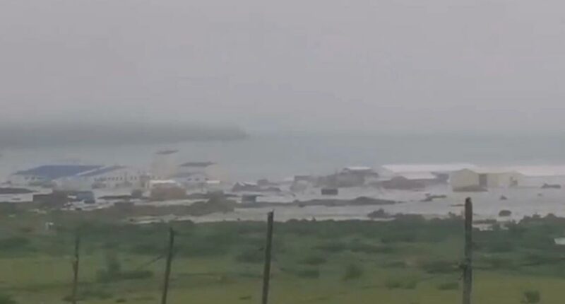 8.8-magnitude earthquake near Russia triggers tsunami