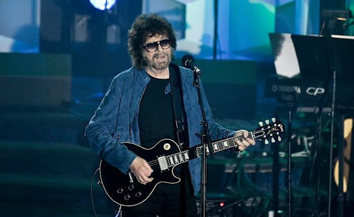 A London music festival cancels its final night after ELO's Jeff Lynne pulls out