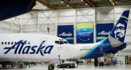 Alaska Airlines grounds all flights after a tech outage