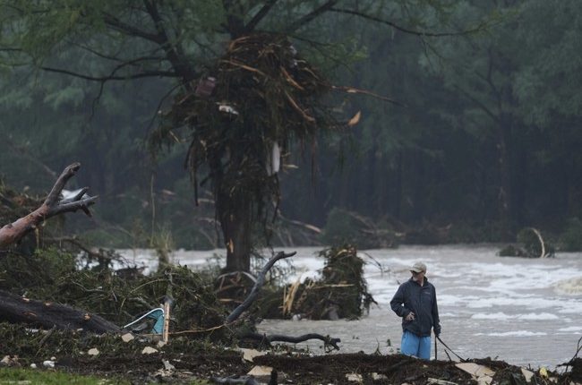 As the Death Toll Rises in Texas, Democrats Choose to Be Black-Souled, Evil Ghouls