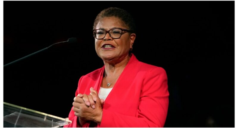 Bass pushes back on Trump admin support for ICE agents wearing masks