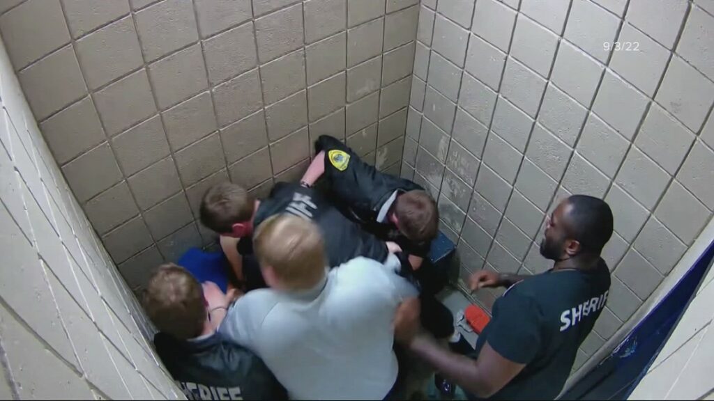 Camden County jail supervisor sentenced for beating detainee in viral 2022 video