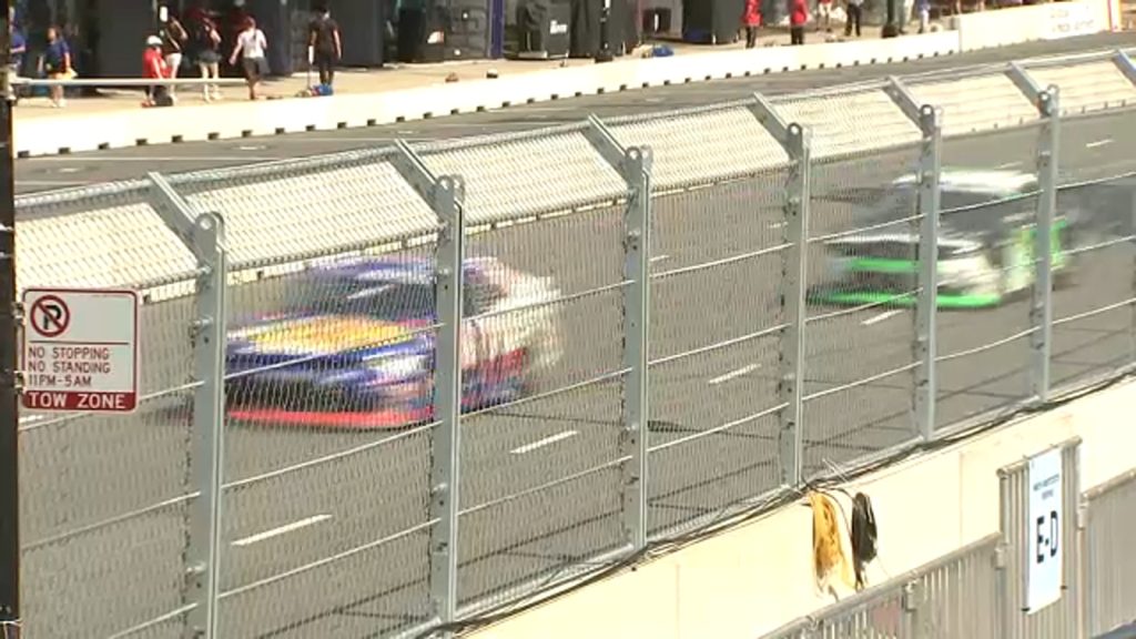 Chicago NASCAR race: 3rd annual NASCAR Chicago Street Race takes off in Grant Park for 2nd day with Cup Series race