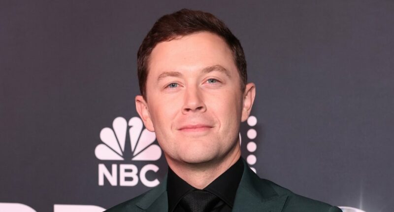 Country Singer Scotty McCreery Reveals 2 Grandmothers Died 3 Hours Apart